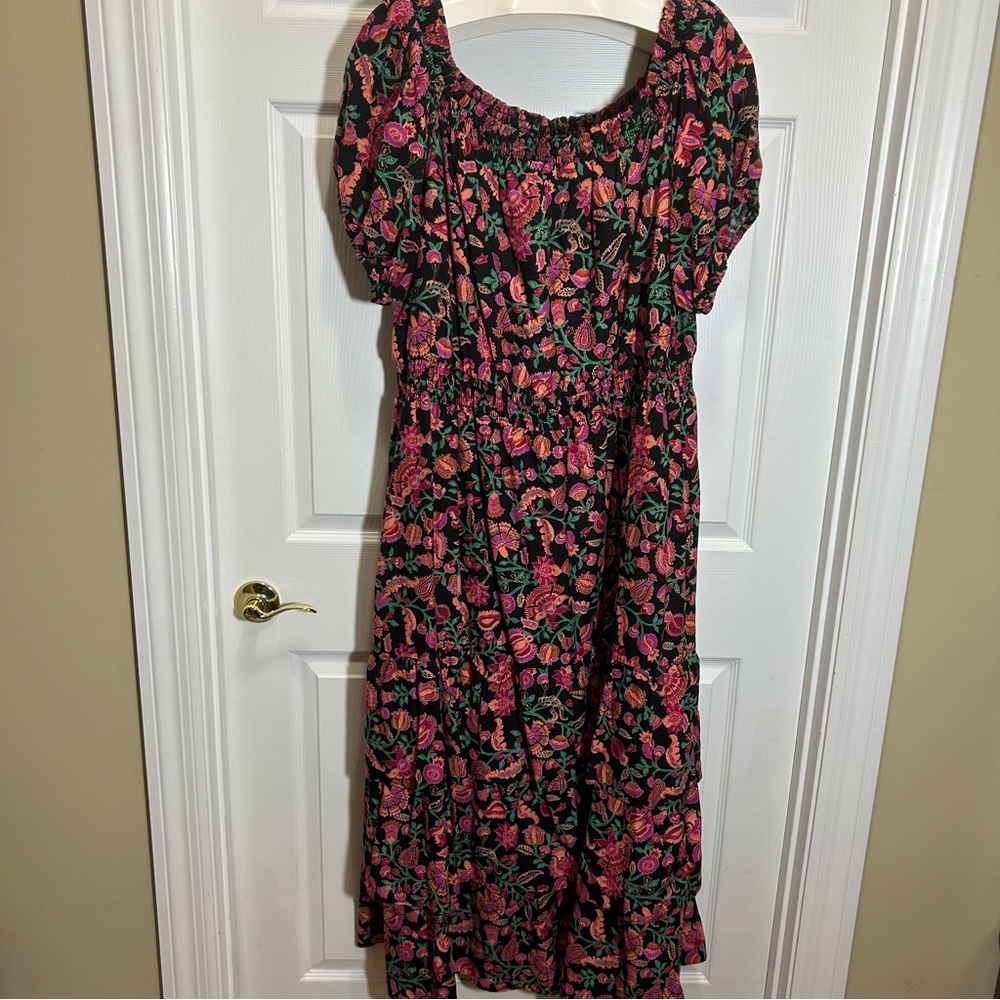 Knox Rose Floral Maxi Dress - Black and Pink